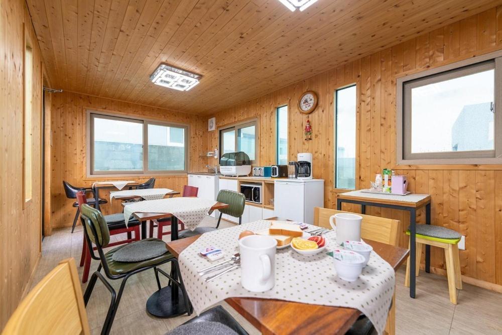 Gyeongju Guesthouse Picnic Екстериор снимка